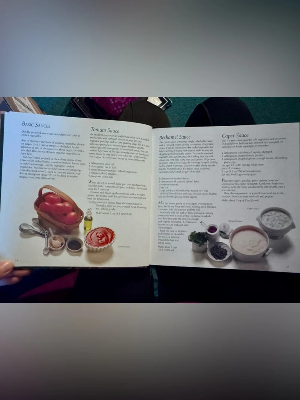Williams-Sonoma Vegetables Cookbook — Green Cover